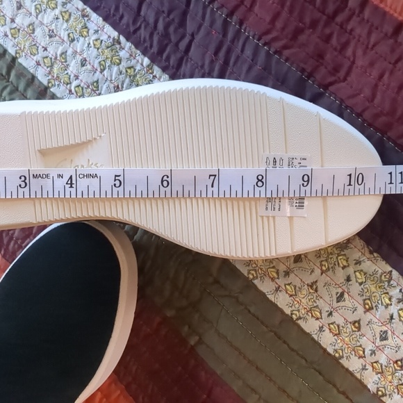 CLARK'S* Suede leather rubber sole side zip comfort lined LAYTON step sneaker - Picture 12 of 14